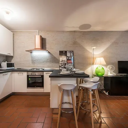 - Duomo Apartment