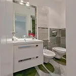 - Duomo Apartment *