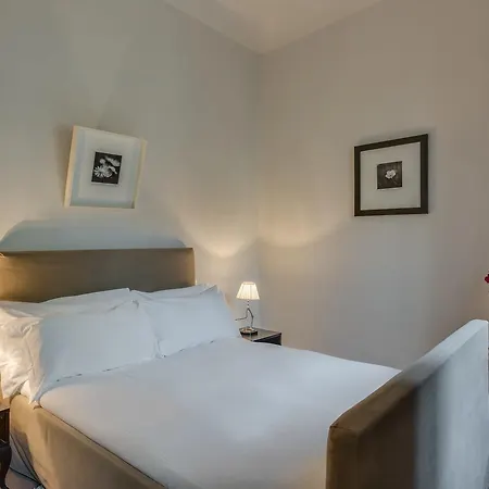 - Duomo Apartment
