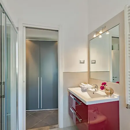 - Duomo Apartman