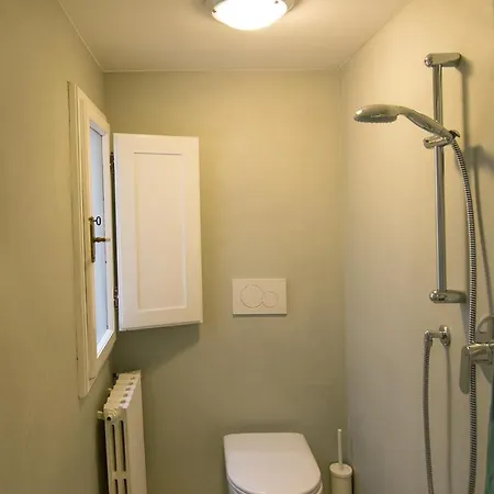 - Duomo Apartman Firenze